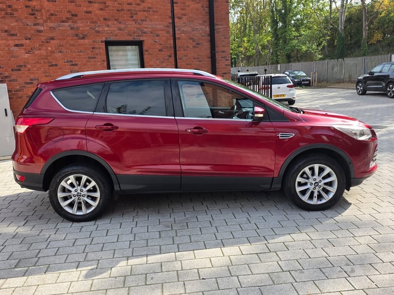 Ford, KUGA, Automatic, Hatchback, 2015, Semi-Auto, 1997 (cc), 5 doors