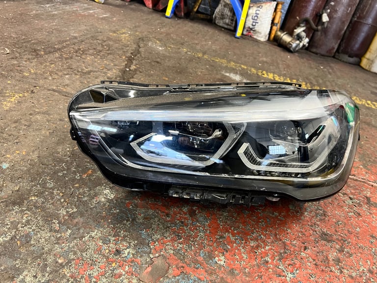 BMW X1 2021 F48 LCI HEADLIGHT FACELIFT 