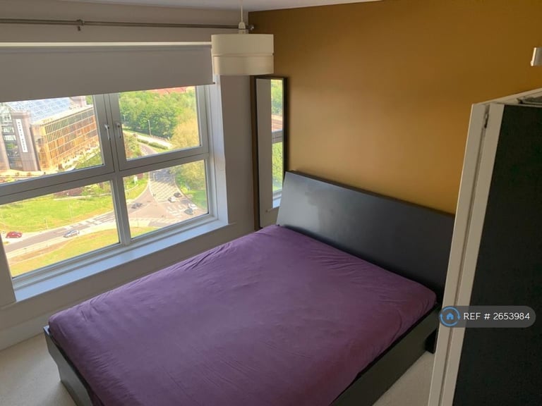 2 bedroom flat in Alencon Link, Basingstoke, RG21 (2 bed) (#2653984)