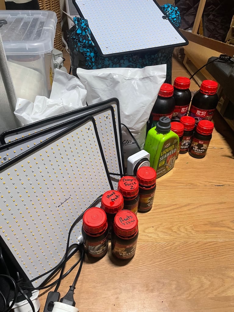 image for Full Grow Lights , Nutrient Bundle - Shogun Nutes & C&P Soil - Perfect for Coco