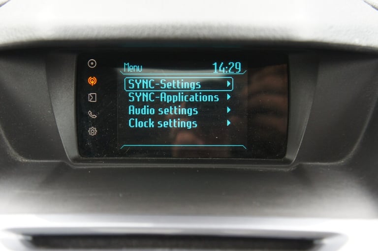 2015 Ford Grand Tourneo Connect 1.5 TDCi 120 Titanium 5dr Powershift MPV Diesel Automatic