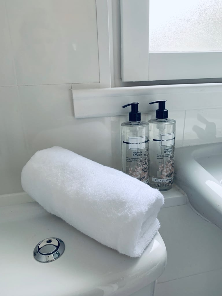 1 Bedroom Apartment for a WEEKLY or MONTHLY rent at G5,5 min to city center.Wifi,Parking FREE