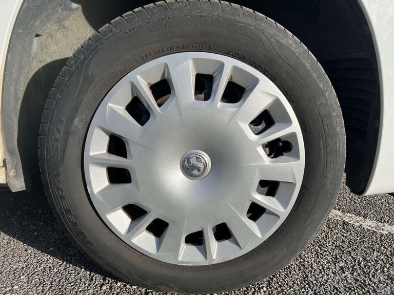 2020 Vauxhall Combo 1.5 Combo 2300 Sportive S/S Panel Van Diesel Manual