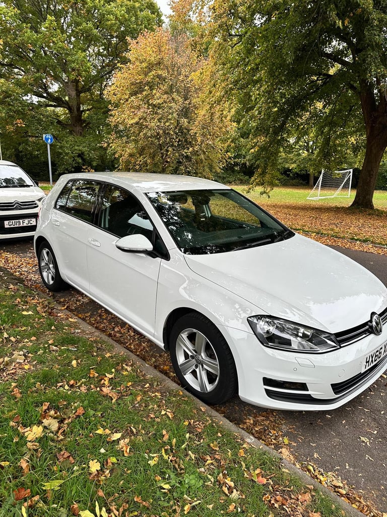 Volkswagen, GOLF, Hatchback, 2016, Semi-Auto, 1395 (cc), 5 doors