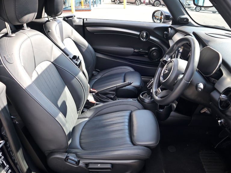 2023 MINI Convertible 1.5 Cooper Exclusive 2dr Auto CONVERTIBLE PETROL Automatic