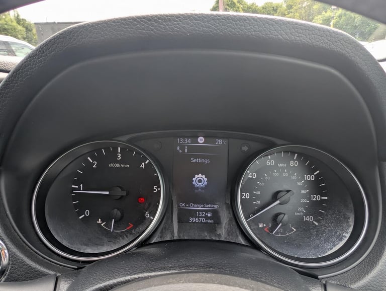 2017 Nissan Qashqai 1.5 dCi Tekna 5dr HATCHBACK DIESEL Manual