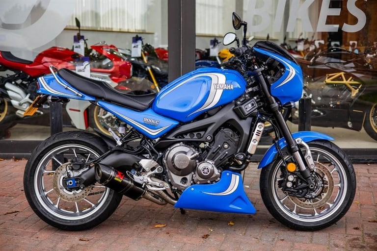 Yamaha XSR900 LOW MILES ! RD FAIRINGS ! AKRO ! STUNNING