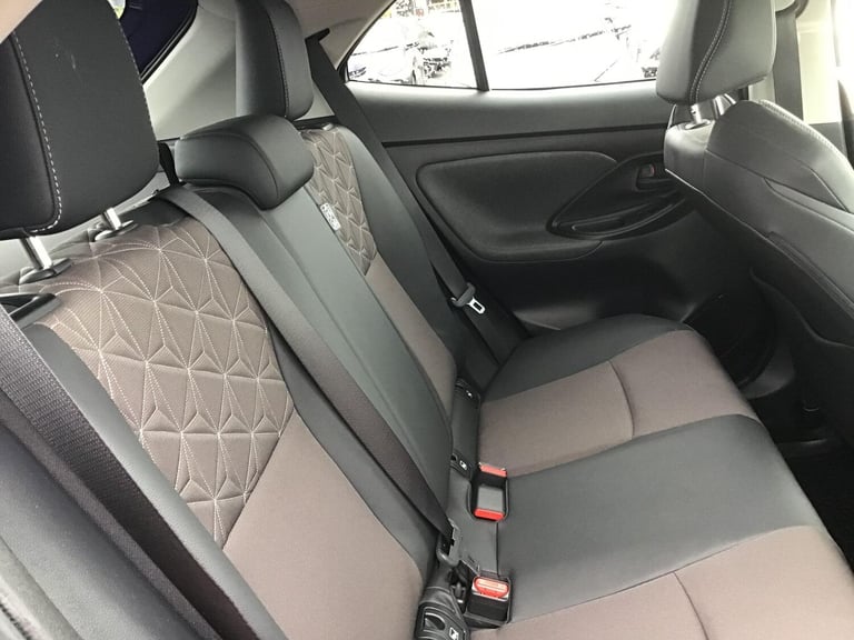  Toyota Yaris Cross 1.5 VVT-h Excel SUV 5dr Petrol Hybrid E-CVT Euro 6 (s/s) (116 ps) Petrol/Elec...