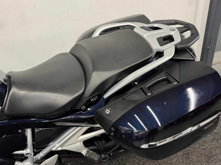 BMW R1200RT LE ** 12 MONTH MOT - PANNIERS - HEATED SEAT ** 