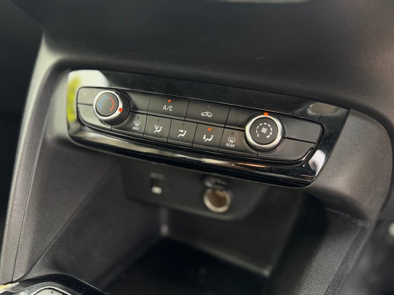 2020 Vauxhall Corsa 1.2 SE 5dr HATCHBACK Petrol Manual