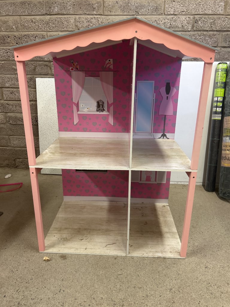 image for Design a friend dollhouse 