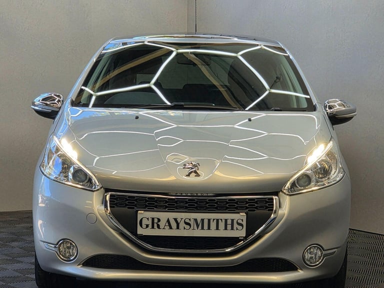 2015 Peugeot 208 1.4 HDi Style Euro 5 5dr HATCHBACK Diesel Manual