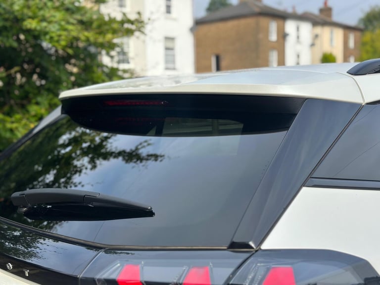2022 Peugeot 2008 1.2 PureTech Allure Premium + EAT Euro 6 (s/s) 5dr HATCHBACK Petrol Automatic