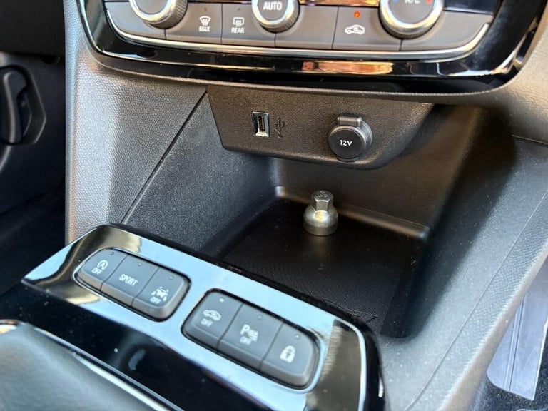  Vauxhall Mokka 1.2 Turbo SRi Nav Premium SUV 5dr Petrol Manual Euro 6 (s/s) (100 ps) Petrol Manual