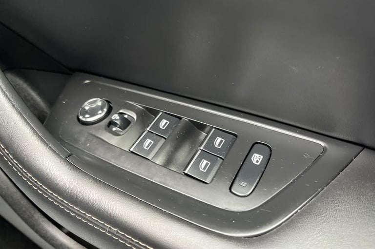 2020 Peugeot 508 1.5 BlueHDi GT Line 5dr, Media Screen, sat Nav, Heated seats, Parking senso Esta...
