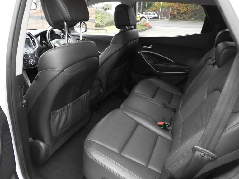 2014 Hyundai Santa Fe 2.2 CRDi Premium SUV 5dr Diesel Manual 4WD Euro 5 (7 seat) (194 bhp) ESTATE...