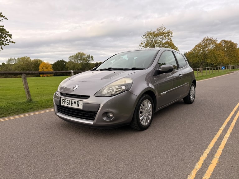 2011 Renault Clio i music 1.2 low mileage 59,000 miles - Image 2
