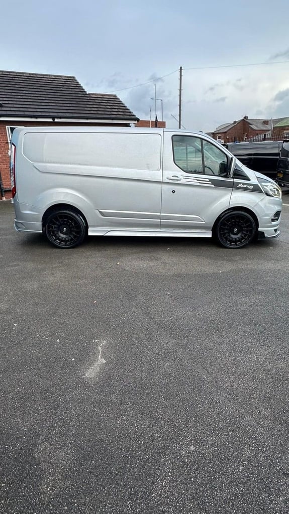 2019 Ford Transit Custom 2.0 EcoBlue 130ps Low Roof Limited Van PANEL VAN DIESEL Manual
