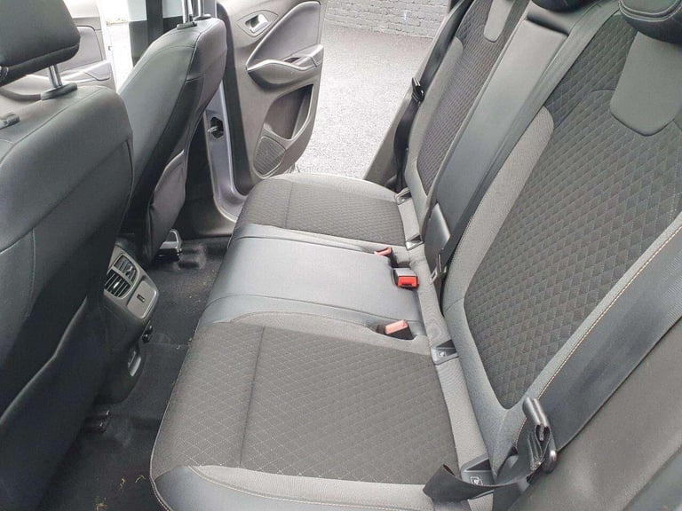 2018 Vauxhall Grandland X 1.2 Turbo Sport Nav SUV 5dr Petrol Manual Euro 6 (s/s) (130 ps) HATCHBA...