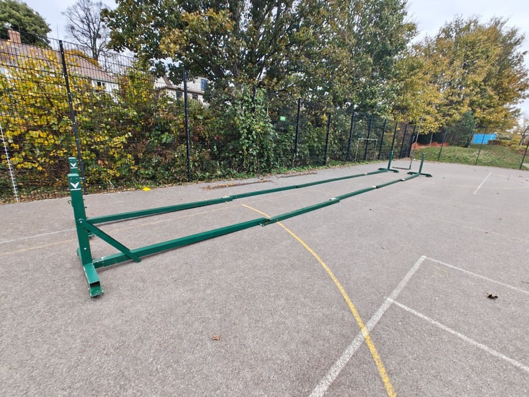 Tennis posts Vermont and Harris 