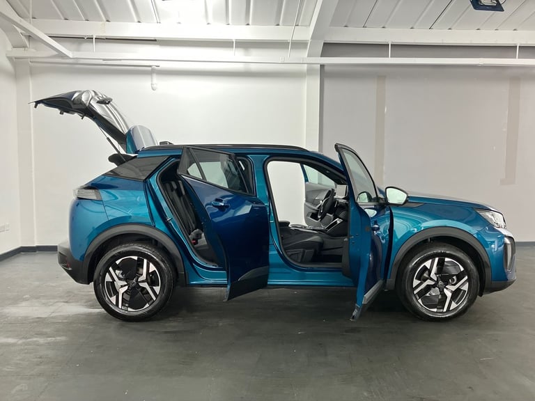 2025 Peugeot 2008 1.2 PureTech 130 Allure 5dr EAT8 Estate PETROL Automatic