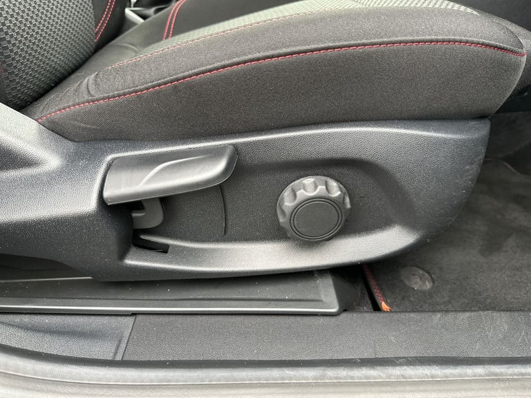 2023 Ford Puma 1.0 EcoBoost Hybrid mHEV ST-Line 5dr DCT HATCHBACK PETROL Automatic