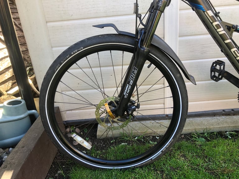 Carrera Titan adult bike 17” frame in good condition nr5 9