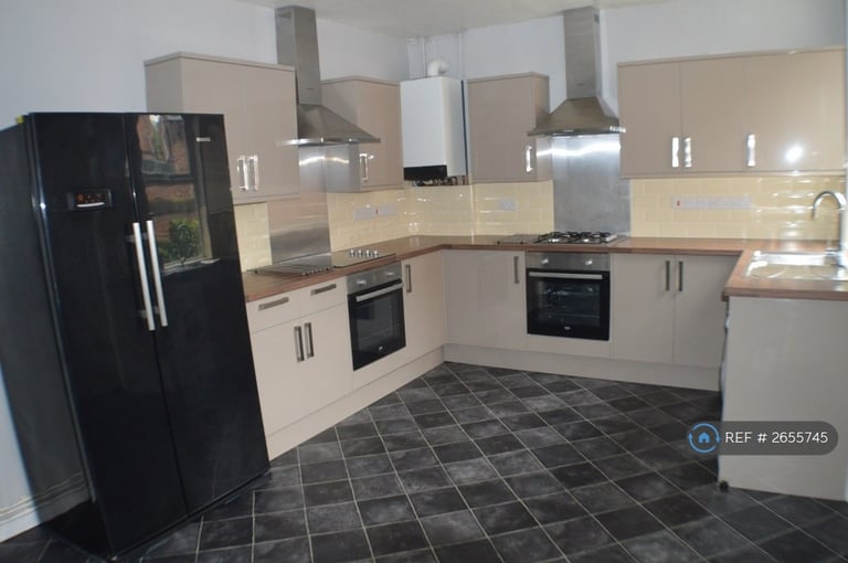 6 bedroom house in Woodborough Road, Nottingham, NG3 (6 bed) (#2655745)