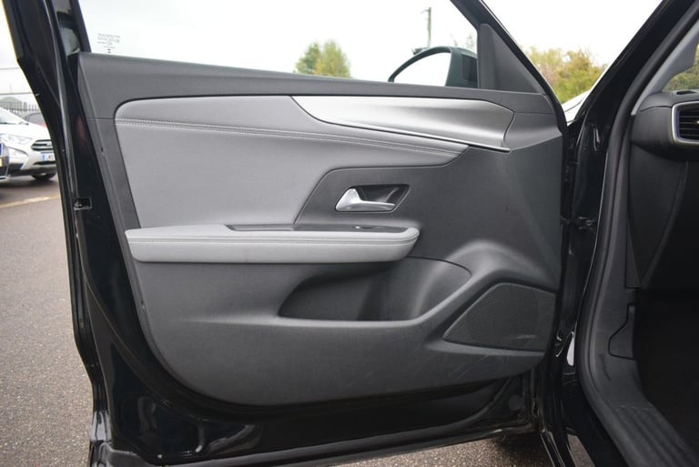 2022 Vauxhall Mokka 1.2 Turbo Elite Premium 5dr Auto HATCHBACK PETROL Automatic