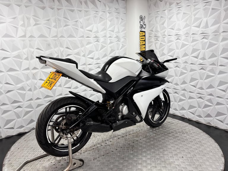 2012 Yamaha YZF-R125 *WARRANTY PROVIDED*