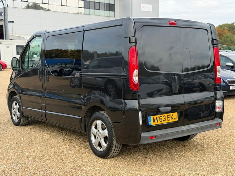  Vauxhall Vivaro 2.0 2900 CDTi Crew Van FWD L1 5dr Diesel Manual