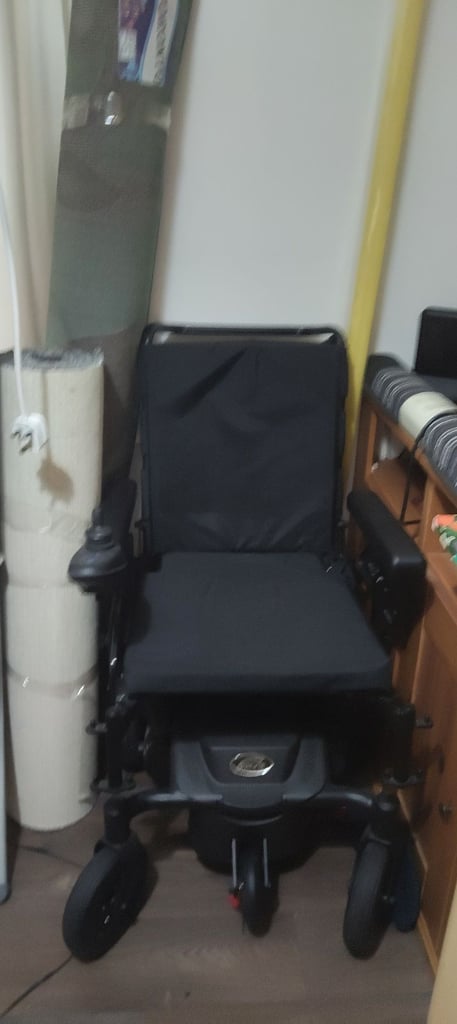 image for Electric wheelchair 