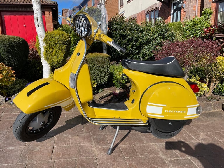 VESPA PAGGIO PX 125 number 204 Ron Daley special 