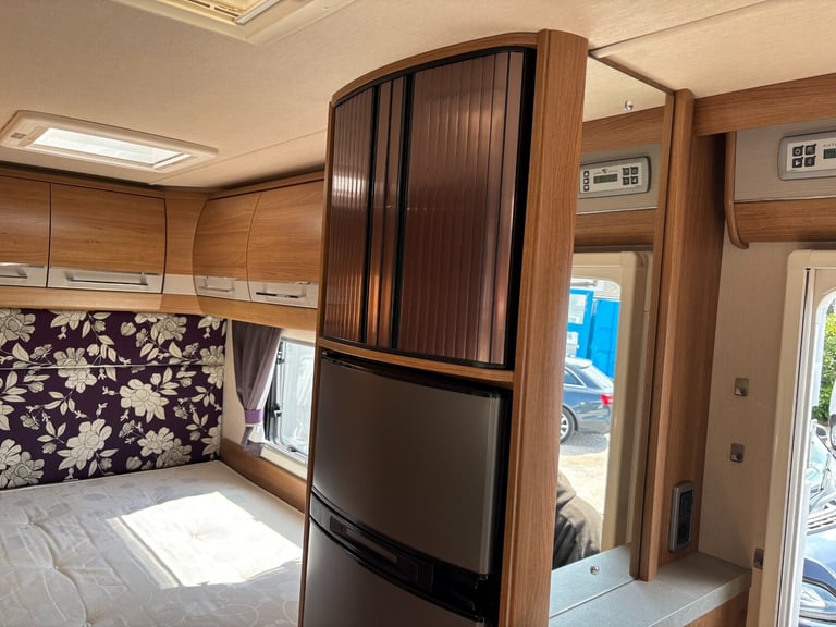 Auto Trail Tracker FB Motorhome. Fiat Ducato 150 BHP