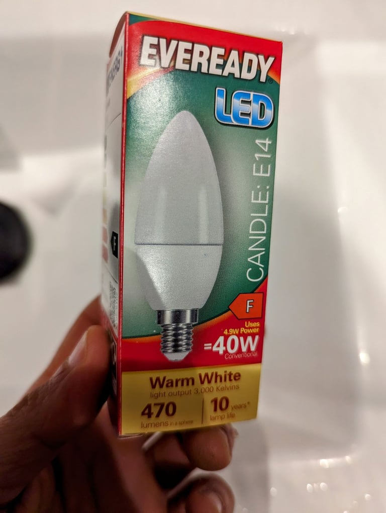 STAR SHAPED LAMP + 2 LIGHT BULBS