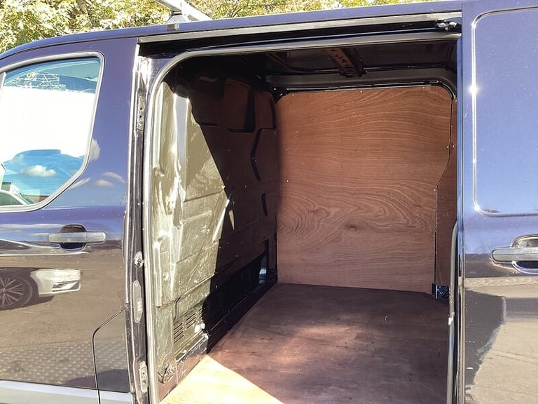 2015 Ford Transit Custom TDCi 270 ECOnetic SWB L/R SWB Panel Van Diesel Manual