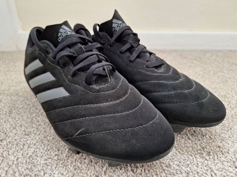 Adidas Football Boots UK 7