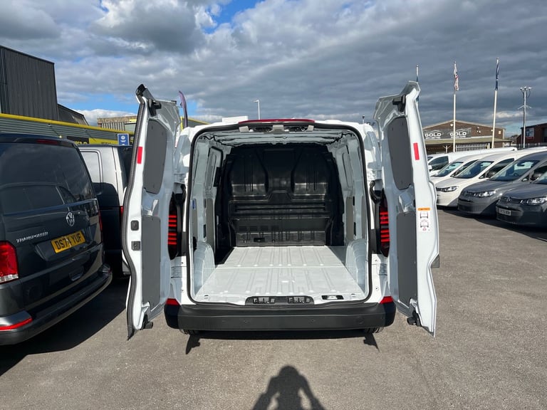  Volkswagen Transporter Panel Van 2.0 Tdi T28 Commerce Plus Panel Van 5dr