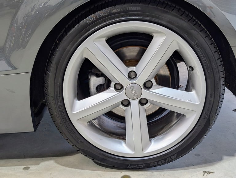 2011 AUDI TT 2.0 TFSI Quattro S-Line S-Tronic, 2 owners, daytona grey, alcantara