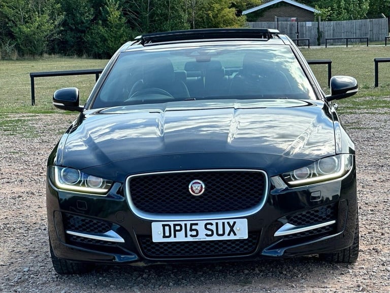 2015 Jaguar XE 2.0d R-Sport Auto Euro 6 (s/s) 4dr Saloon Diesel Automatic