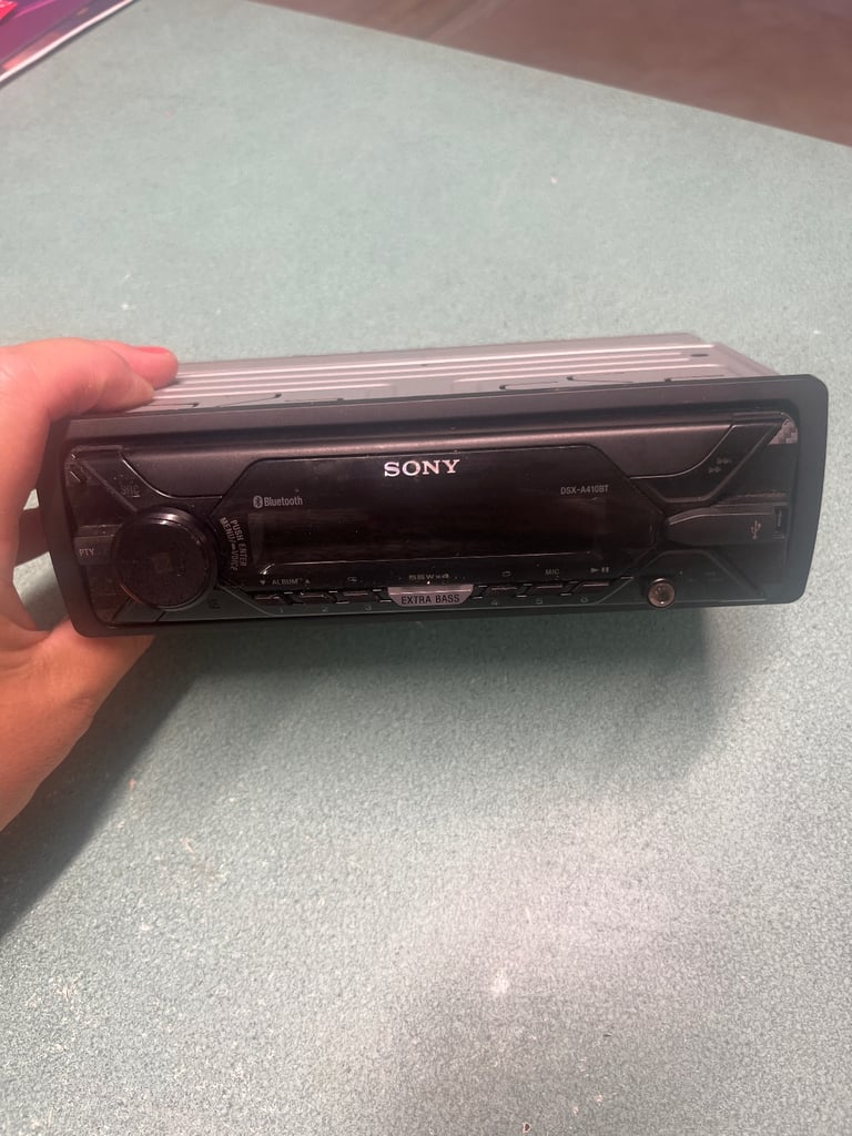 SONY CAR STEREO £10