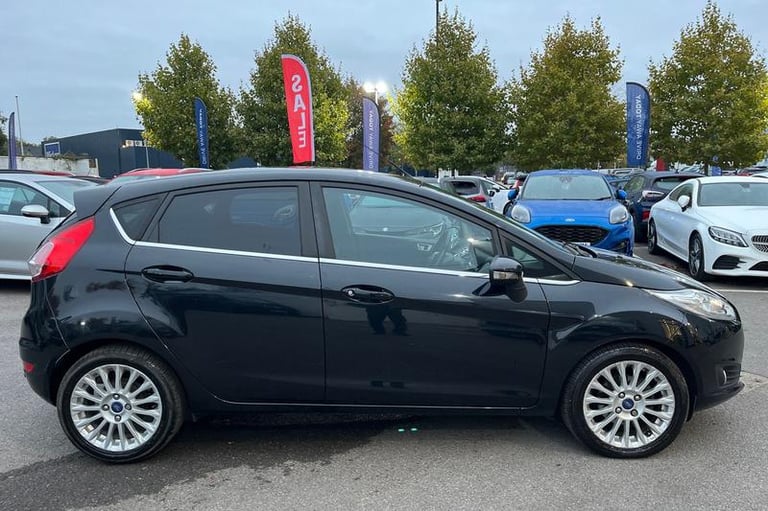 2016 Ford Fiesta 1.0 EcoBoost 125 Titanium 5dr HATCHBACK PETROL Manual