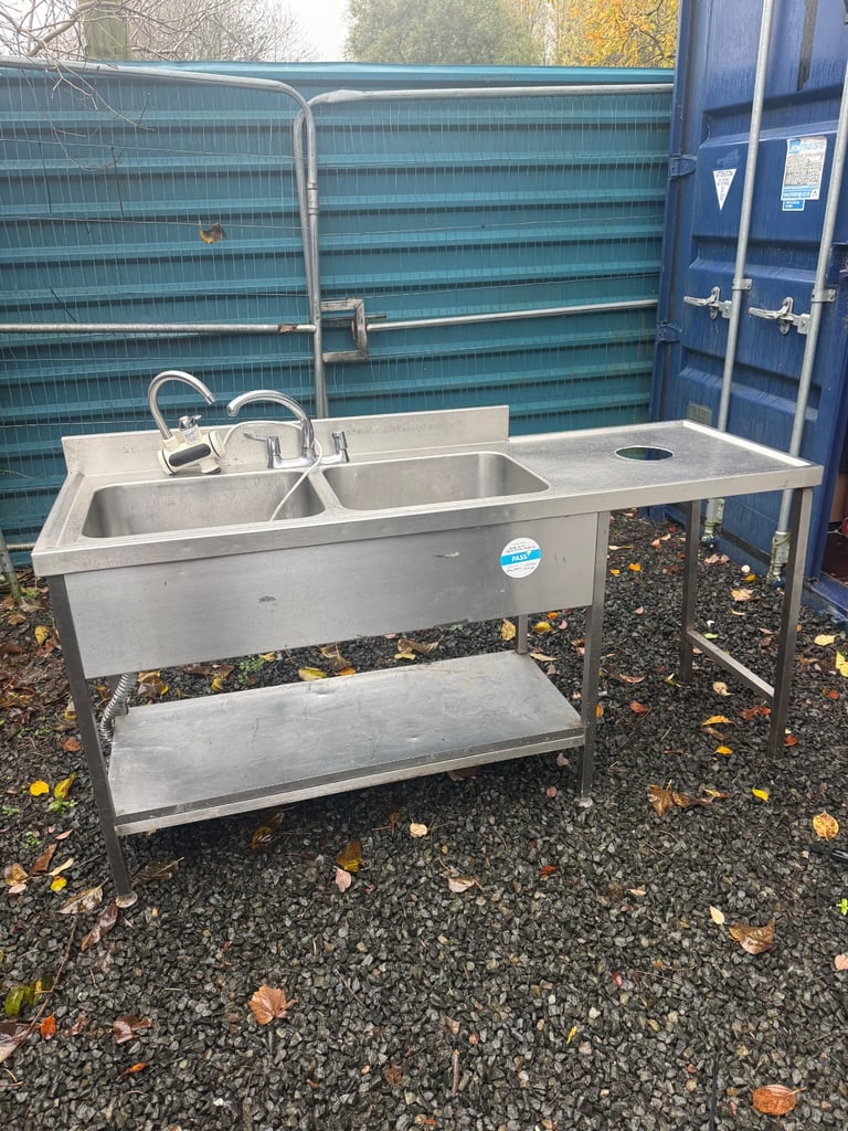 Commercial sink indoor or outdoor use