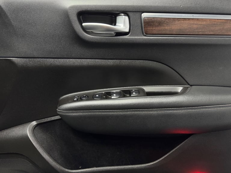 2019 Renault Koleos 2.0 dCi GT Line X-Trn A7 Euro 6 (s/s) 5dr HATCHBACK Diesel Automatic