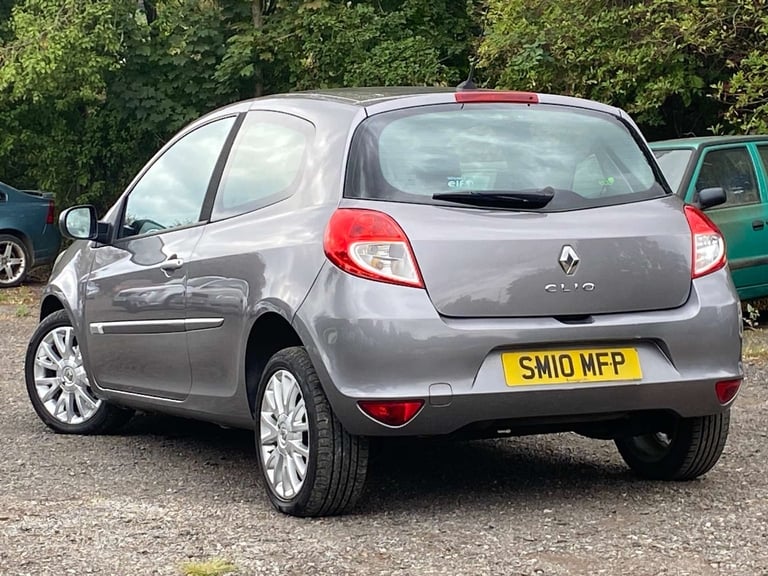2010 Renault Clio 1.1 Clio Dynamique TomTom 16V 3dr Hatchback Petrol Manual