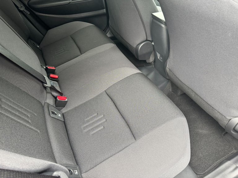 2025 Toyota C-HR 2.0 VVT 13.6kWh Design CVT Euro 6 (s/s) 5dr HATCHBACK Petrol/Electric Hybrid Aut...