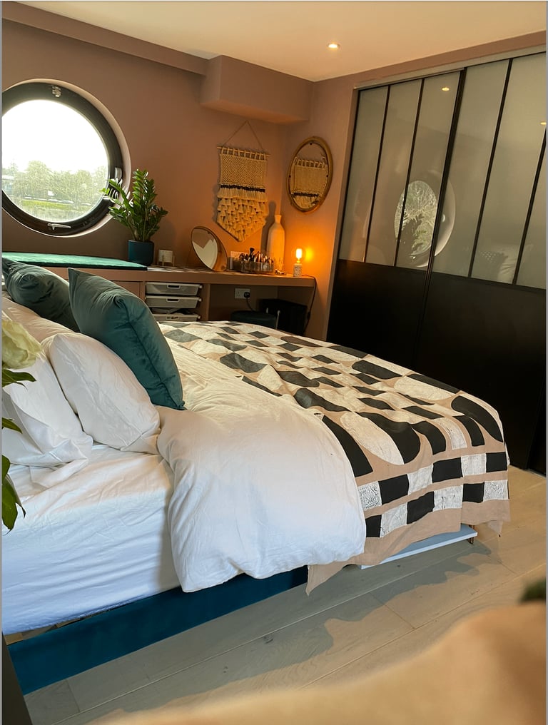  2 x super king Emma mattresses