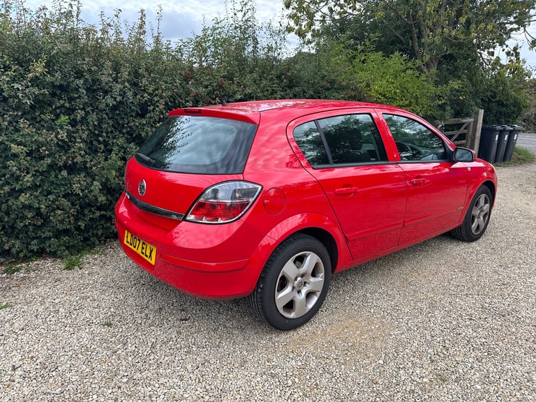 Vauxhall, ASTRA, Hatchback, 2007, Manual, 1598 (cc), 5 doors
