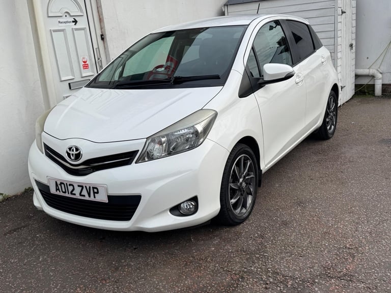 2012 Toyota Yaris 1.33 VVT-i Trend 5dr HATCHBACK PETROL Manual