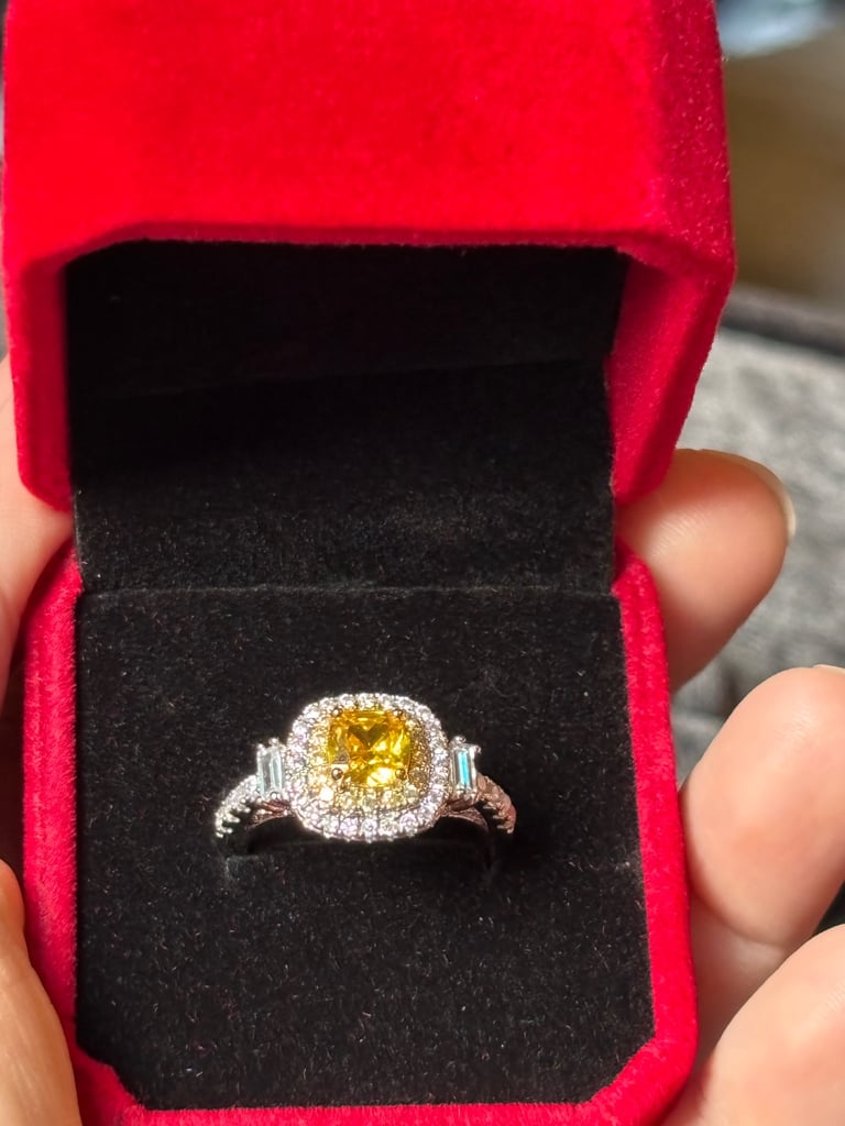 Sterling Silver Champagne & Clear Zircon Ring 